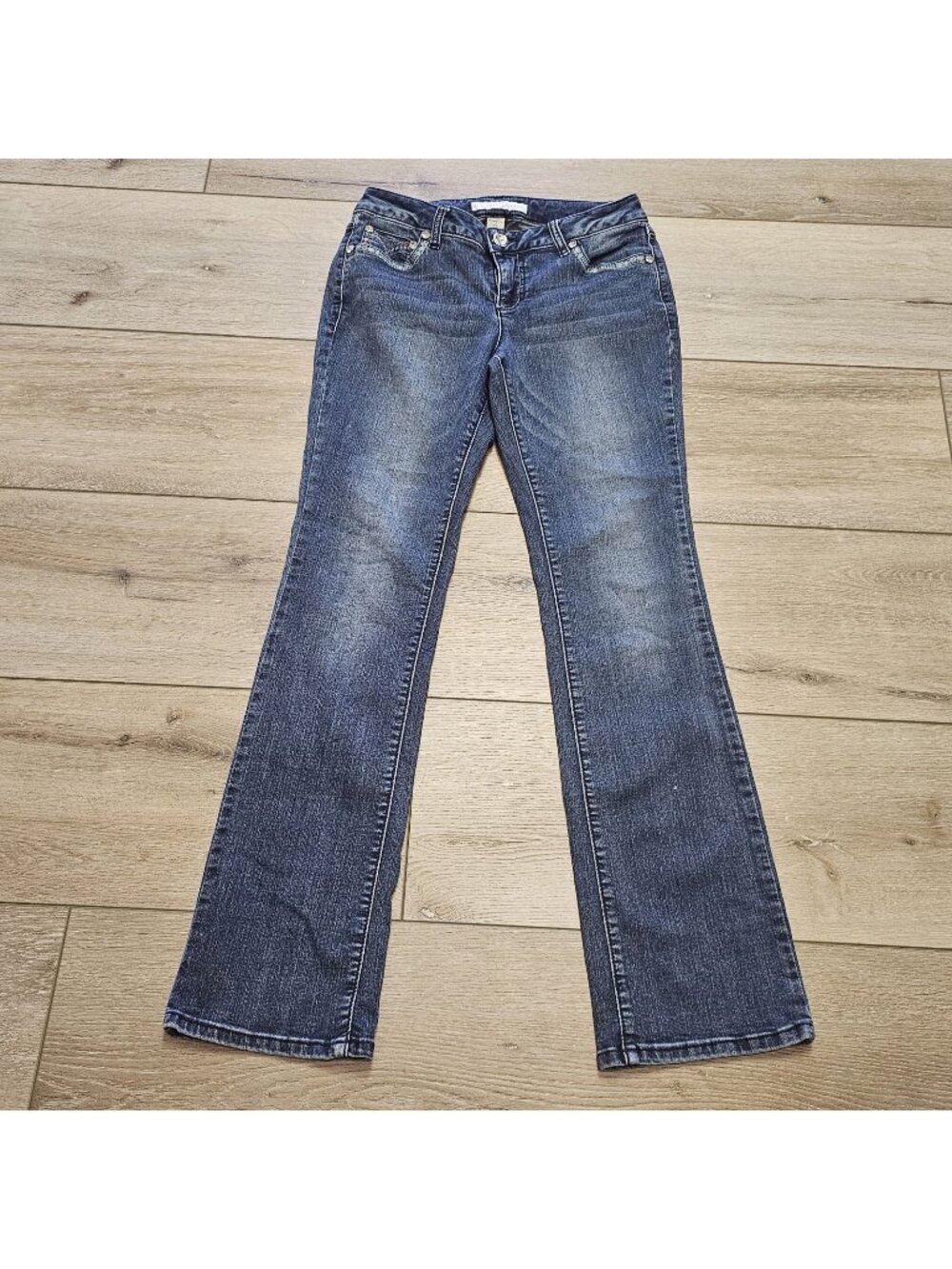 Est. 1946 Denim  Size 6 Medium Wash Mid Rise Embellished Bootcut Denim Jean